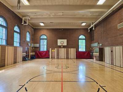 Winterhaven K-8 School Gym in Portland