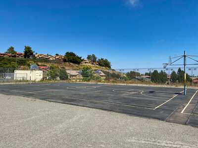 Perry Elementary School Outdoor Basketball Courts in San Diego
