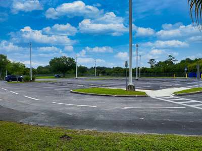 Pleasant Hill Elementary School Parking Lot - Back in Kissimmee