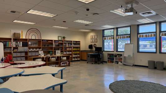 Lampson Elementary School Classroom Standard in Garden Grove 2