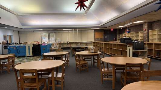 Windy Hill Elementary School Library (3 hr min) in Jacksonville