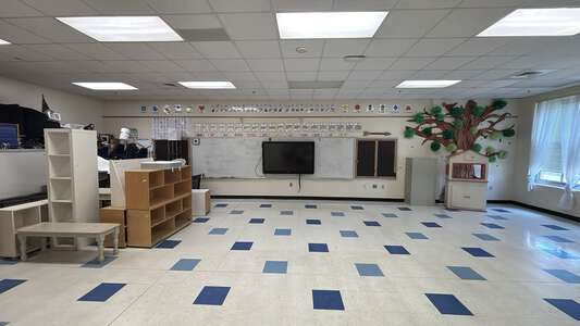 Ballantyne Elementary School Classroom Standard in Charlotte 2