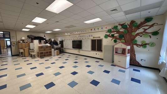 Ballantyne Elementary School Classroom Standard in Charlotte 3