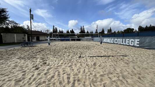 Menlo College Beach - Sand Volleyball Court in Atherton 4
