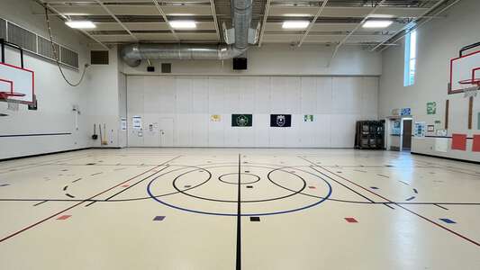 Horace Mann Elementary School Gym in Redmond