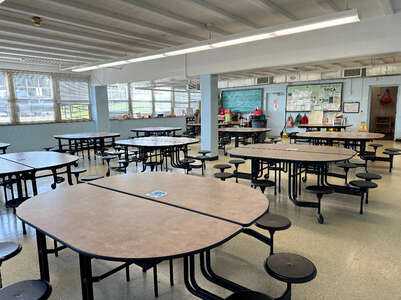 Pleasant Ridge Elementary School Cafeteria in Knoxville