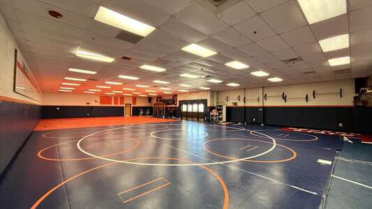 Wrestling Room ( 3.503)