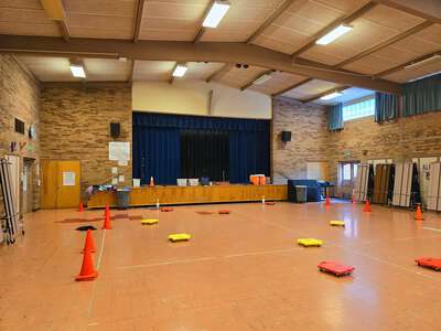 Bridlemile K-5 School Cafeteria in Portland