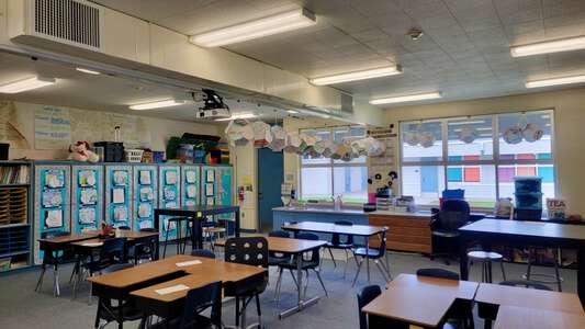 California Elementary School (K-6) Classroom Standard in Costa Mesa