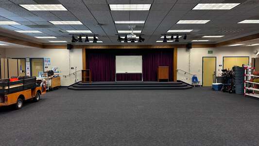 Earl Warren Elementary School Multi Purpose Room in Lake Elsinore