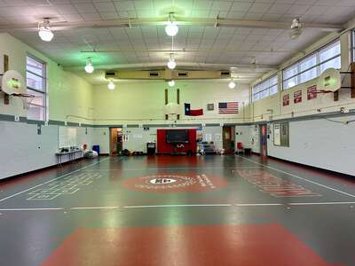 Mark Twain School for the Talented and Gifted Gym in Dallas