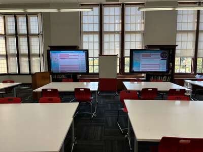 Woodrow Wilson High School Library in Dallas