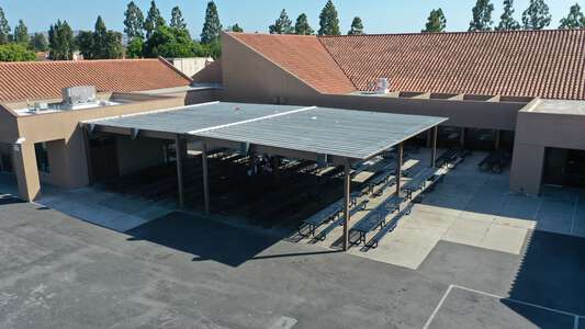 Westpark Elementary School Outdoor Lunch Area in Irvine