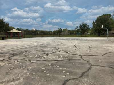 McCoy Elementary School Outdoor Basketball Courts in Orlando