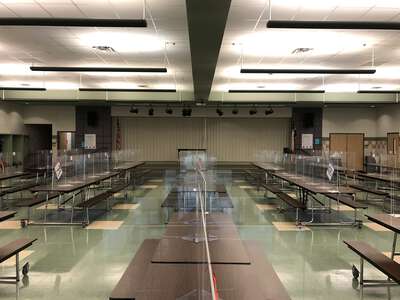 Parkway Elementary Cafeteria in Fort Worth