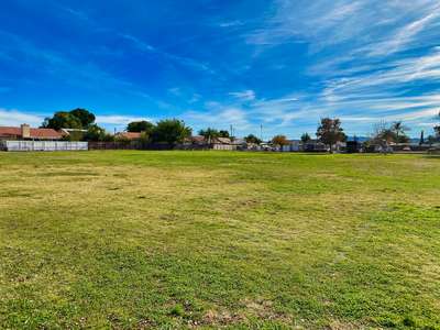 Lankershim Elementary School Field - Practice in Highland