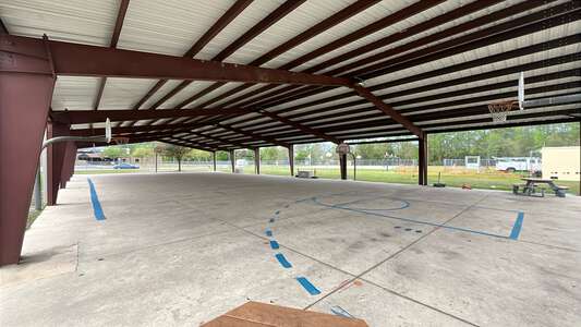 Hickory Creek Elementary School Covered Outdoor Basketball Courts in St. Johns 2