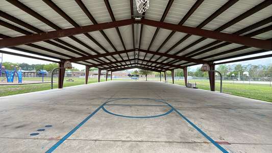 Hickory Creek Elementary School Covered Outdoor Basketball Courts in St. Johns 3