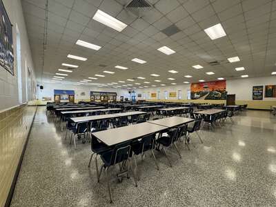 Brandon Middle School Cafeteria in Virginia Beach