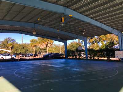 MacFarlane Park Magnet Elementary School (0060) Outdoor Basketball Courts in Tampa 2