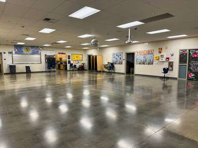 Irwin O. Addicott Elementary School Multi Purpose Room in Fresno