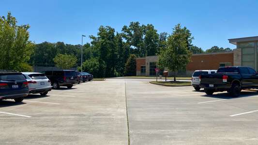Meadow Glen Elementary School Parking Lot - Main in Lexington