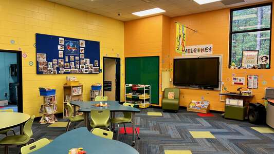 Hogansville Elementary School Media Center in Hogansville
