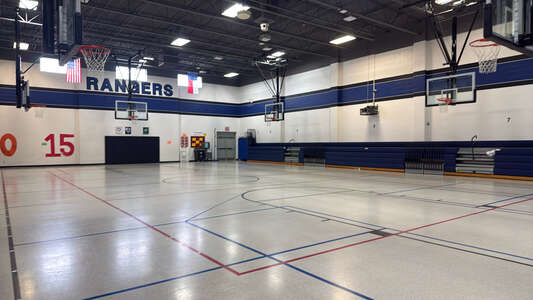 Town Center Elementary School Gym - TCE in Coppell 3