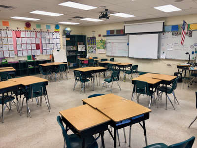 Sleepy Hill Elementary School Classroom Standard in Lakeland