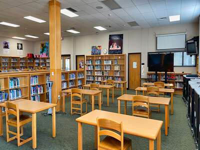 Kealing Middle School Library in Austin