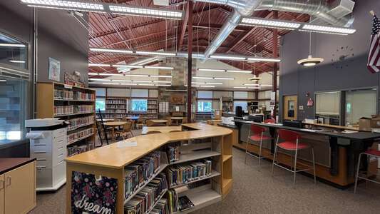Sequoyah Middle School Library in Auburn
