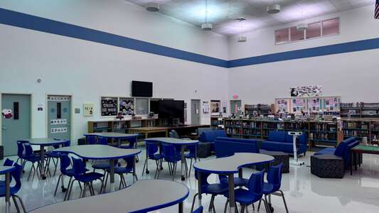Aldine Ninth Grade School Library in Houston