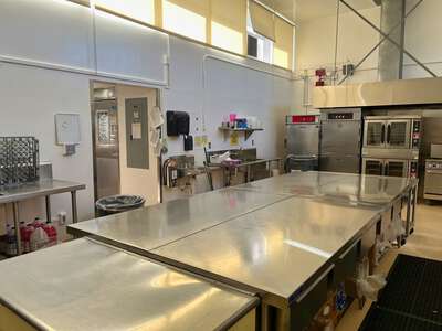 Parkside Middle School Kitchen in San Bruno