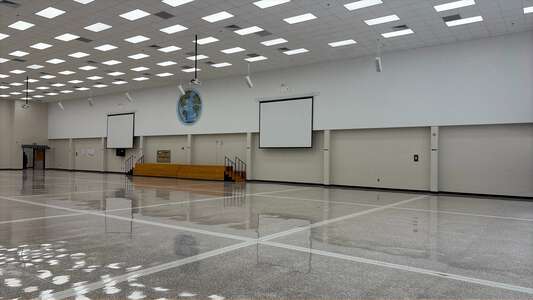 Creekland Middle School Cafeteria in Lawrenceville 5