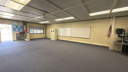 Vista Academy of Visual and Performing Arts Classroom Standard in Vista 3