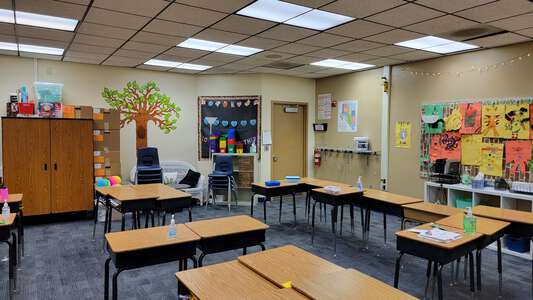 Bartlett - Selma F. Elementary School Classroom Standard in Henderson