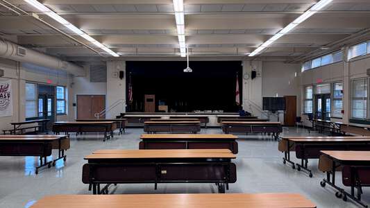 Cafeteria (3 hr min)