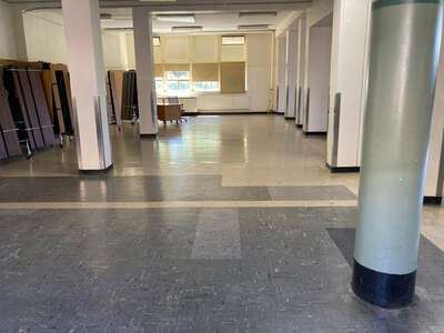 Ockley Green Middle School Cafeteria in Portland