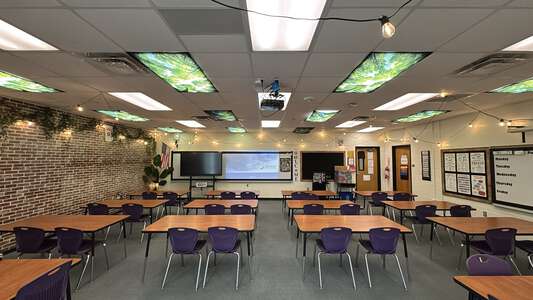 D.S. Parrott Middle School Classroom Standard in Brooksville 2