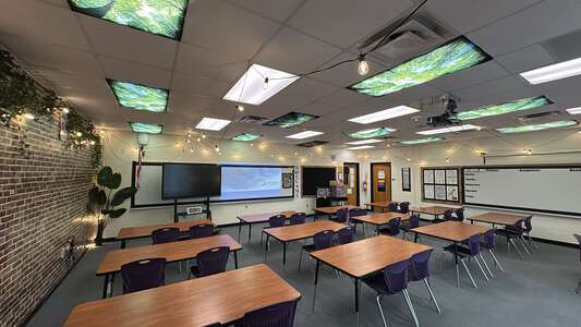 D.S. Parrott Middle School Classroom Standard in Brooksville 3