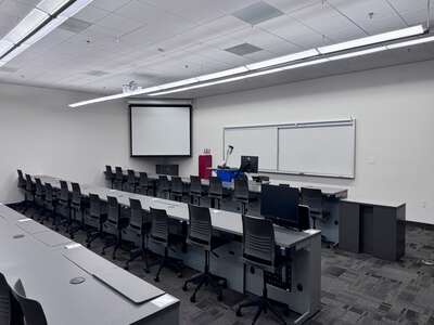 Irvine Valley College Computer Lab (Small) in Irvine