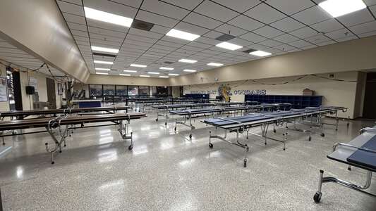Highland East Jr. High School Cafeteria in Moore 4