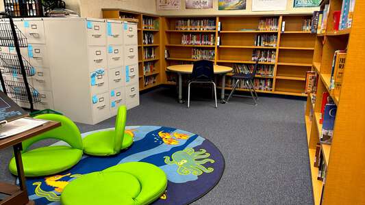 Mountain Vista Elementary School Library in Fillmore 2