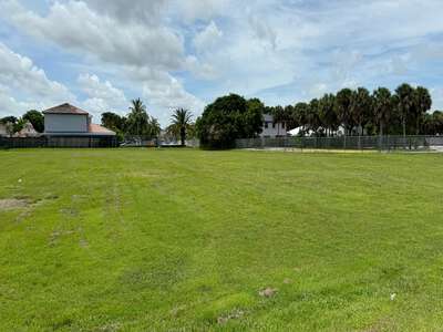 Norma Butler Bossard Elementary School Field - Practice in Miami 2