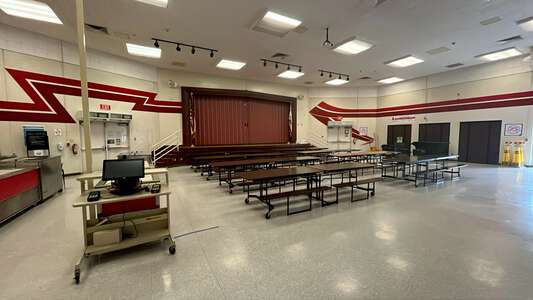 Mae Hensley Junior High School Cafeteria in Ceres 2