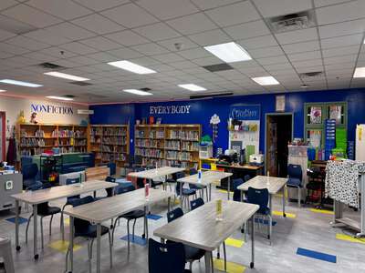 Gilbert Cuellar Sr. Elementary School Library in Dallas 3