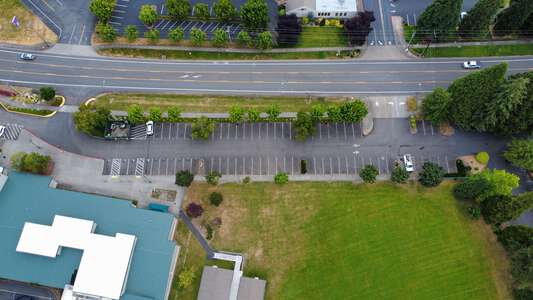 Barnes Elementary School Parking Lot - Front (Walker Road) in Beaverton 2