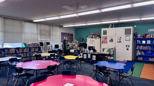 El Rincon Elementary School Library in Culver City
