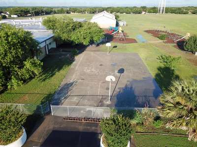Navarro Elementary School Outdoor Basketball Courts 1 in Lockhart