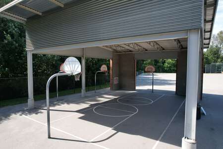 Kirkland Outdoor Basketball Courts